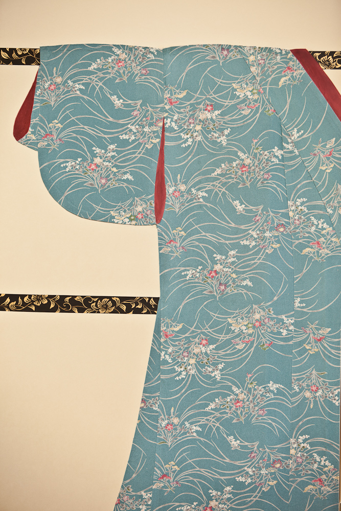 Japanese Two Panel Screen Kimono On Lacquer Rack Naga Antiques