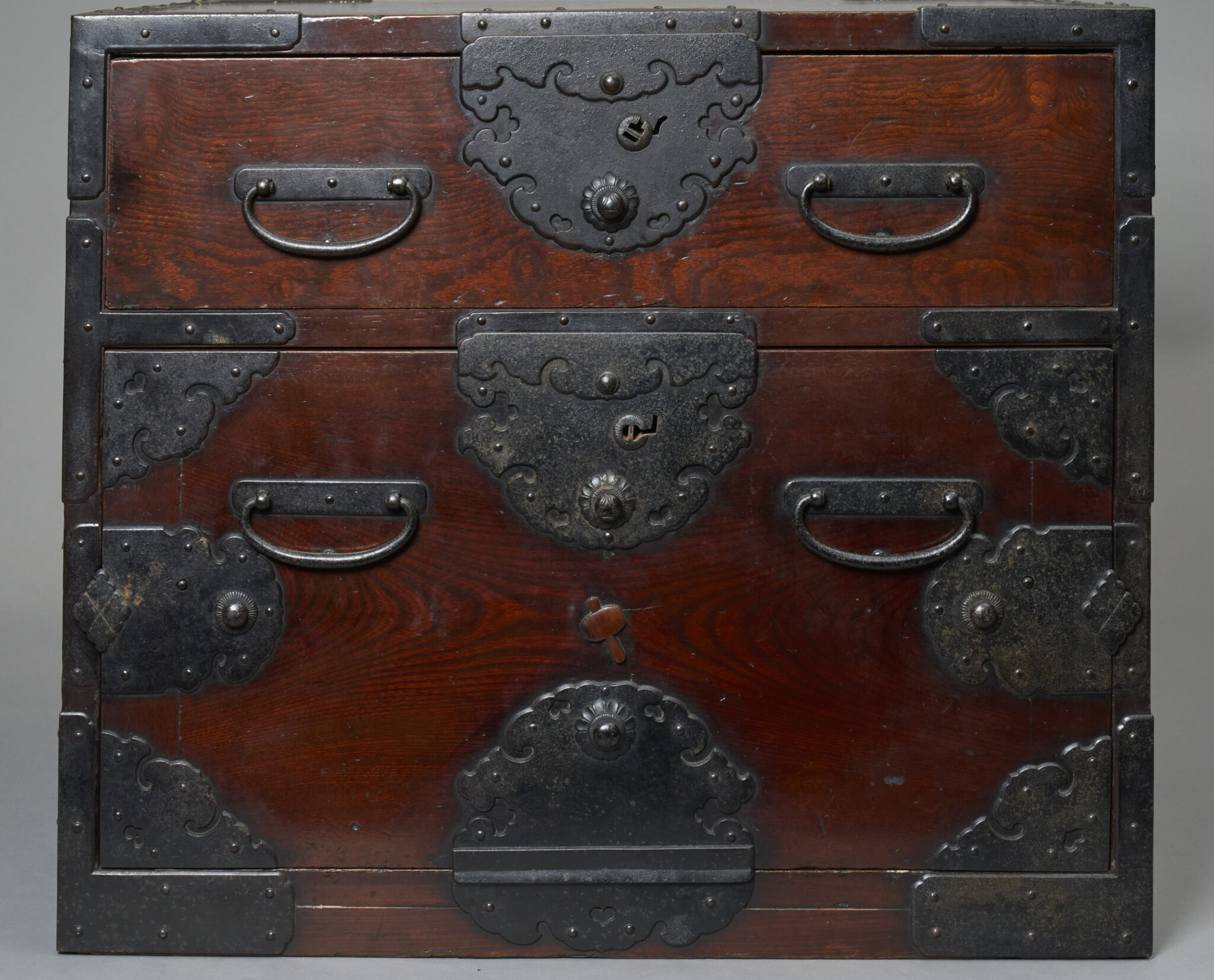 Small Kiyaki-Wood Tansu Chest
