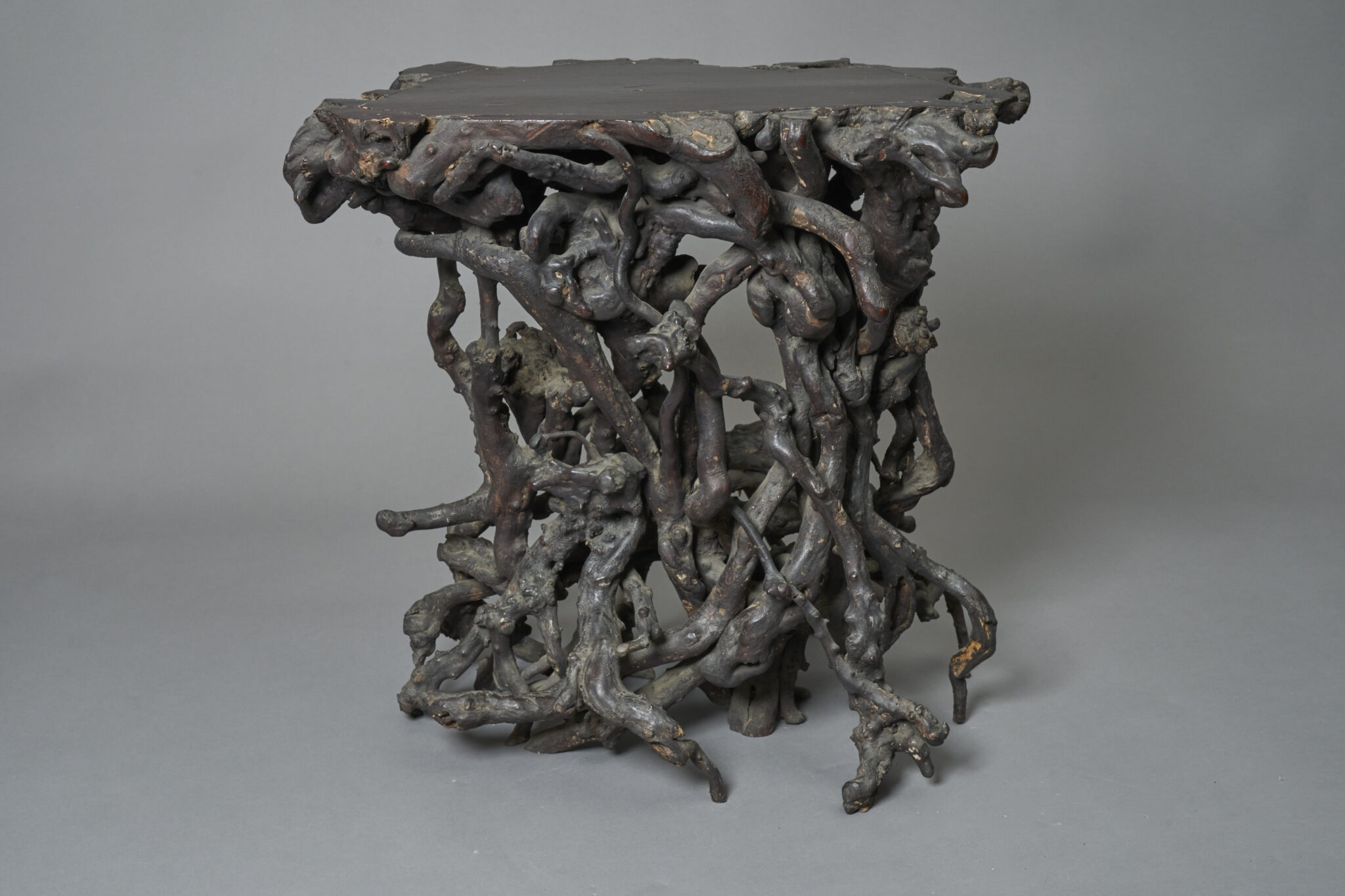 Natural Root Wood Stand