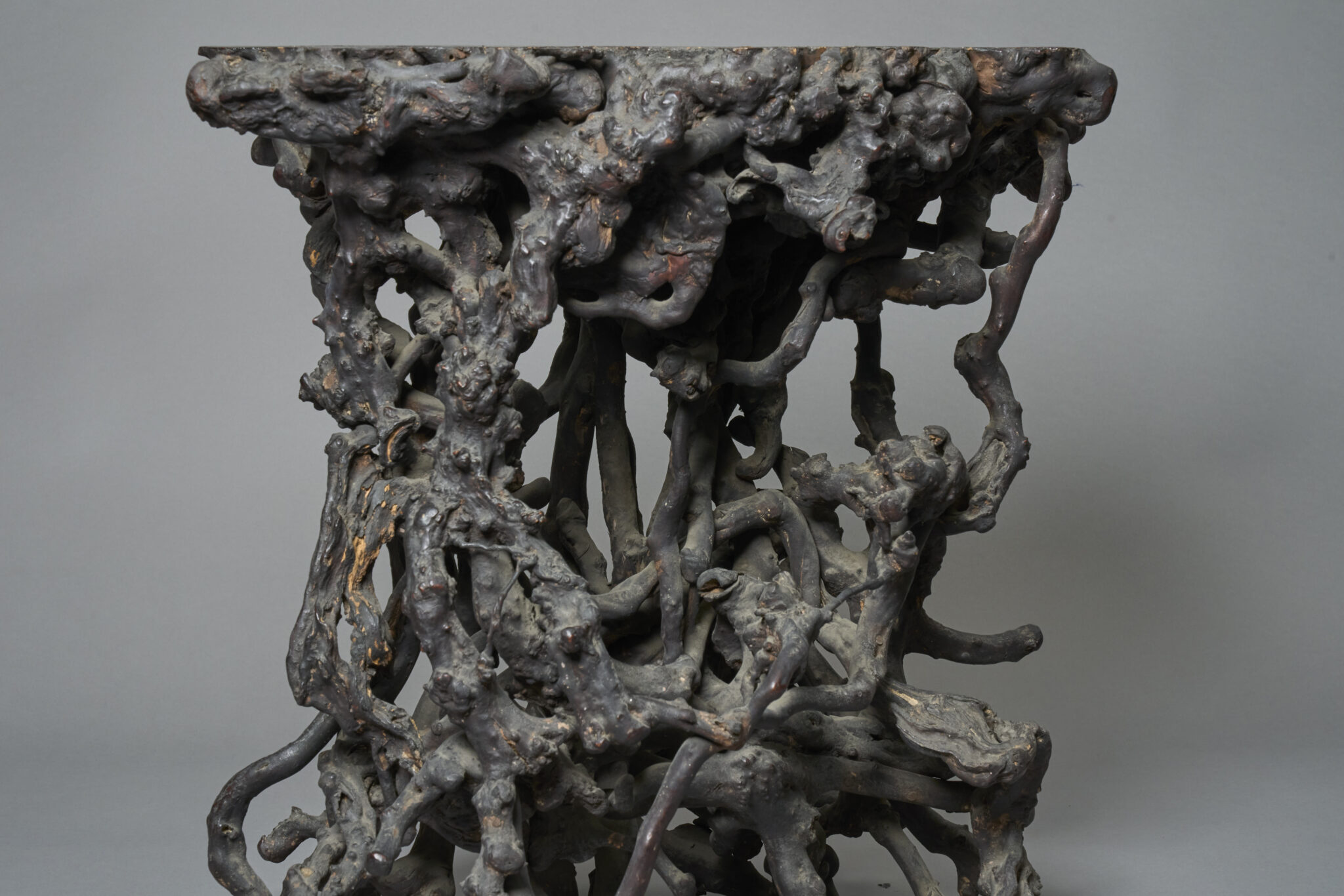 Natural Root Wood Stand