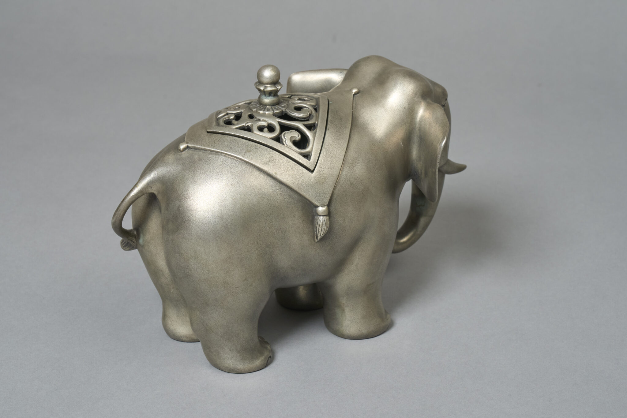 White Copper Elephant Incense Burner (Koro)