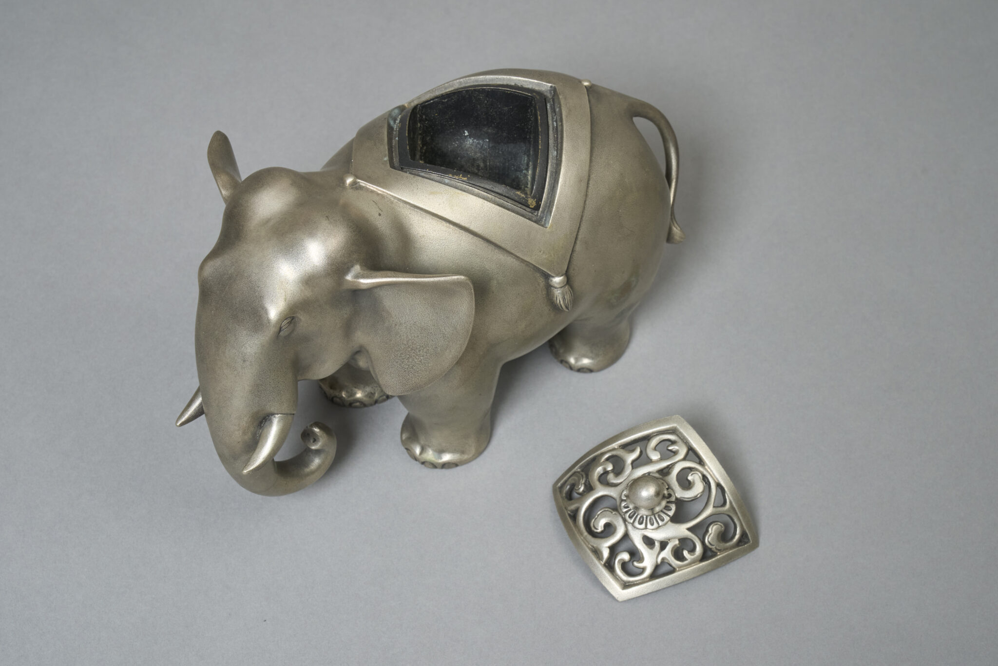 White Copper Elephant Incense Burner (Koro)