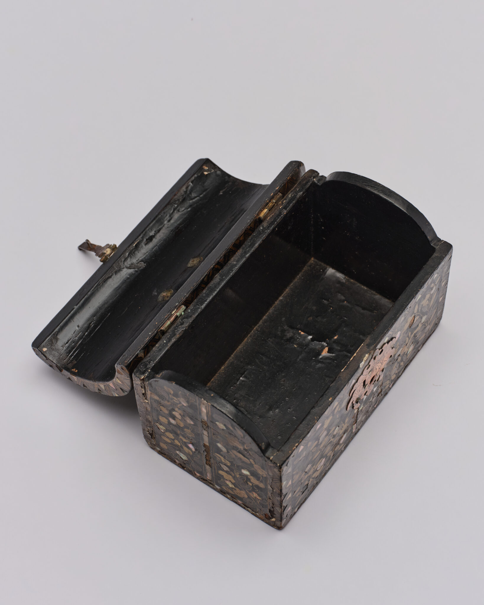 Japanese Nanban Lacquer Coffer with Handle